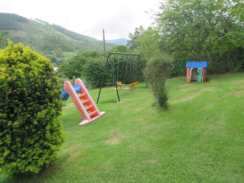 Apartamentos El Otero De Cudillero Soto de Luina Exterior photo