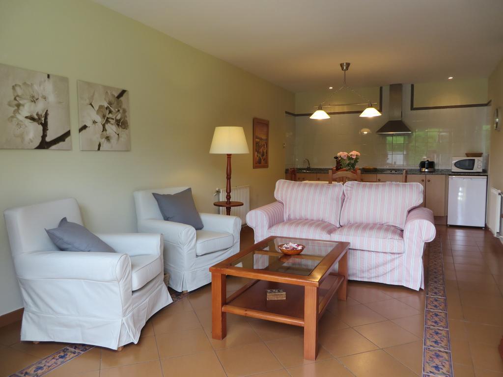 Apartamentos El Otero De Cudillero Soto de Luina Room photo