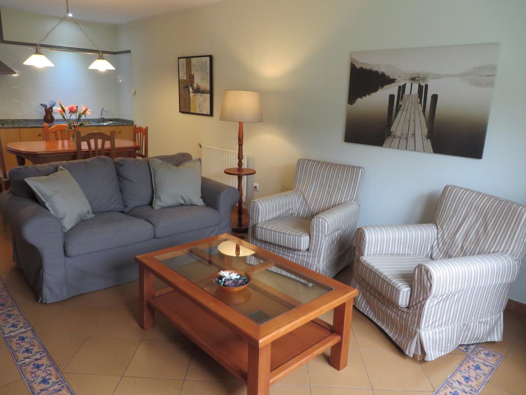 Apartamentos El Otero De Cudillero Soto de Luina Room photo